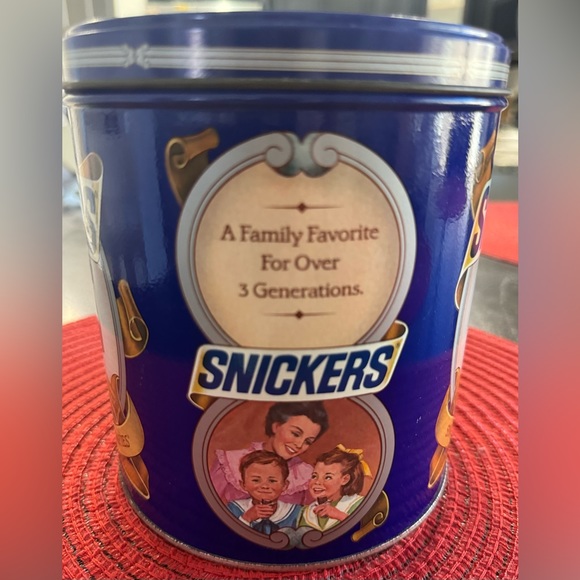 Snickers VINTAGE TINS🥫 - Picture 2 of 3